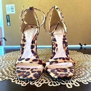PrettyLittleThing Leopard Print Heel
